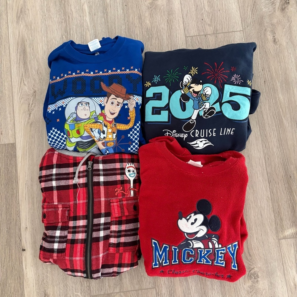Disney Crewneck Bundle